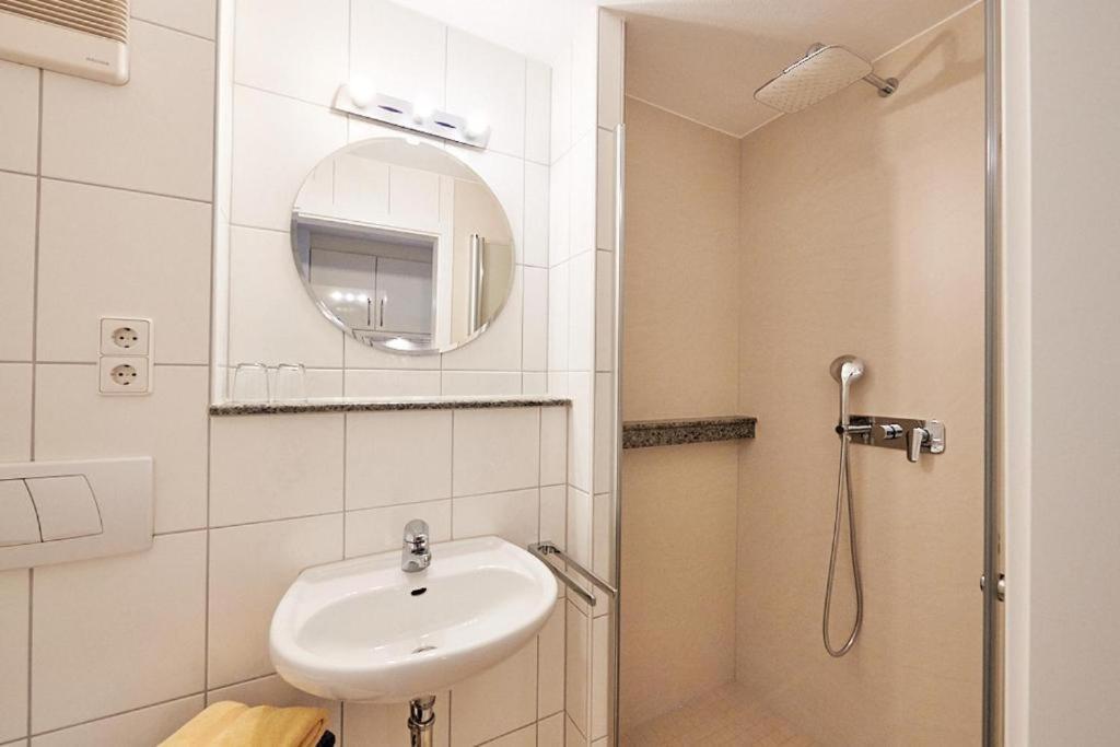 Gaestehaus Schiff Мерсбург Номер фото